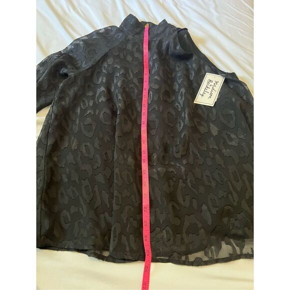 NWT Madison & Berkeley black sheer one shoulder blouse - Picture 6 of 7